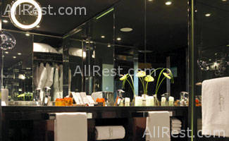 Hesperia Tower 10
